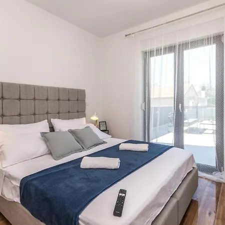 3 Bedroom Beautiful In Rastane Donje Vakantiehuis Donje Rastane