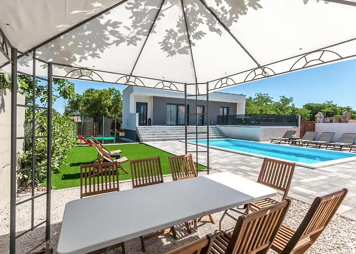 Beautiful In Rastane Donje بيت للعطل Donje Rastane