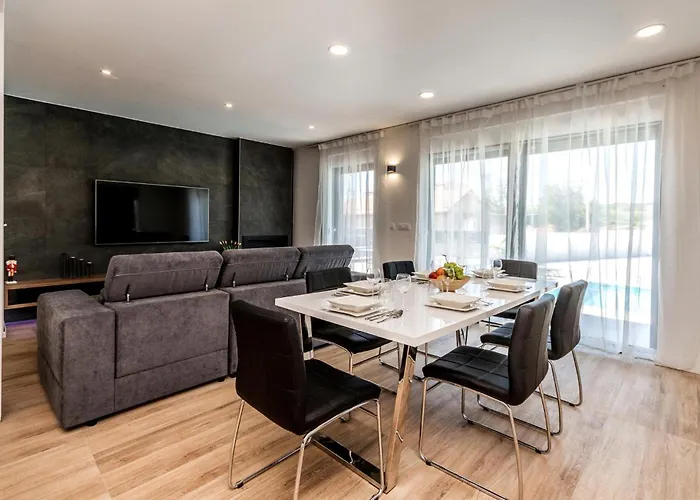 بيت للعطل Beautiful In Rastane Donje *